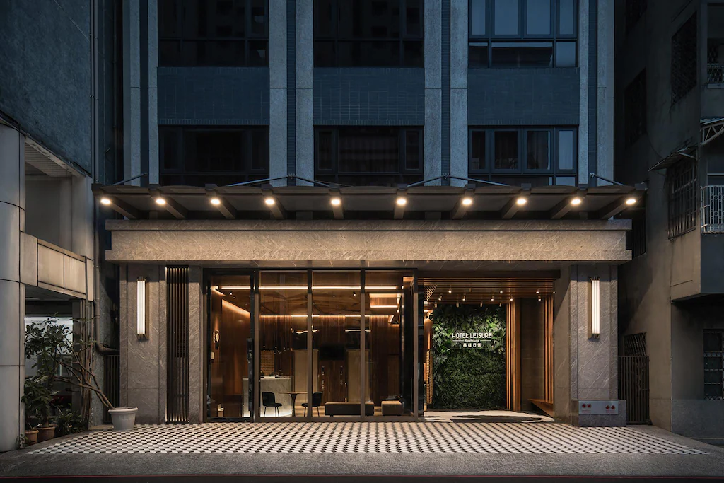 호텔 레저 가오슝 (HOTEL LEISURE): 첸진 MRT 역 도보 1분 가성비 숙소
